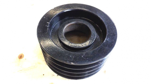 44-1 - Bowell lower 4 belt pulley for 1000rpm PTOshaft