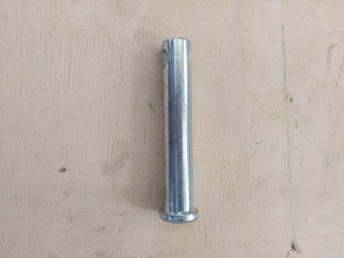 05 - Bowell upper hitch bolt